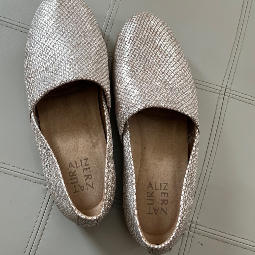 Naturalizer Women's Espadrilles in Shimmery Light Pink